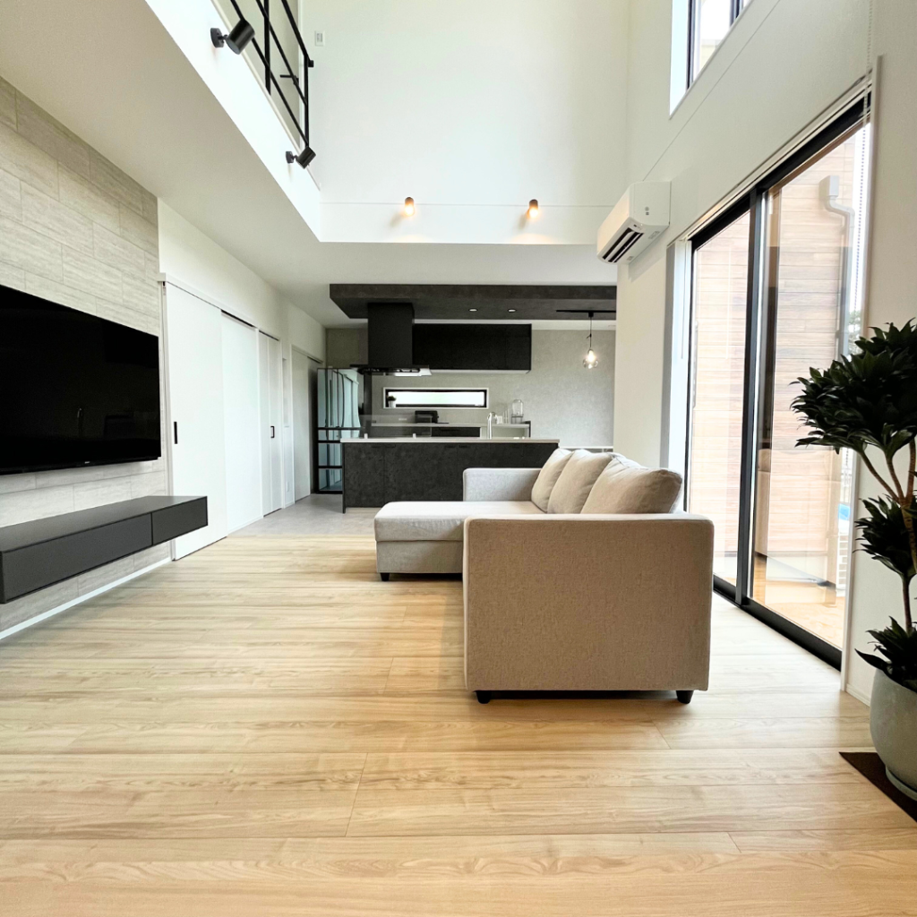 開放感のある明るい暮らしを包むBOXのお家 写真2